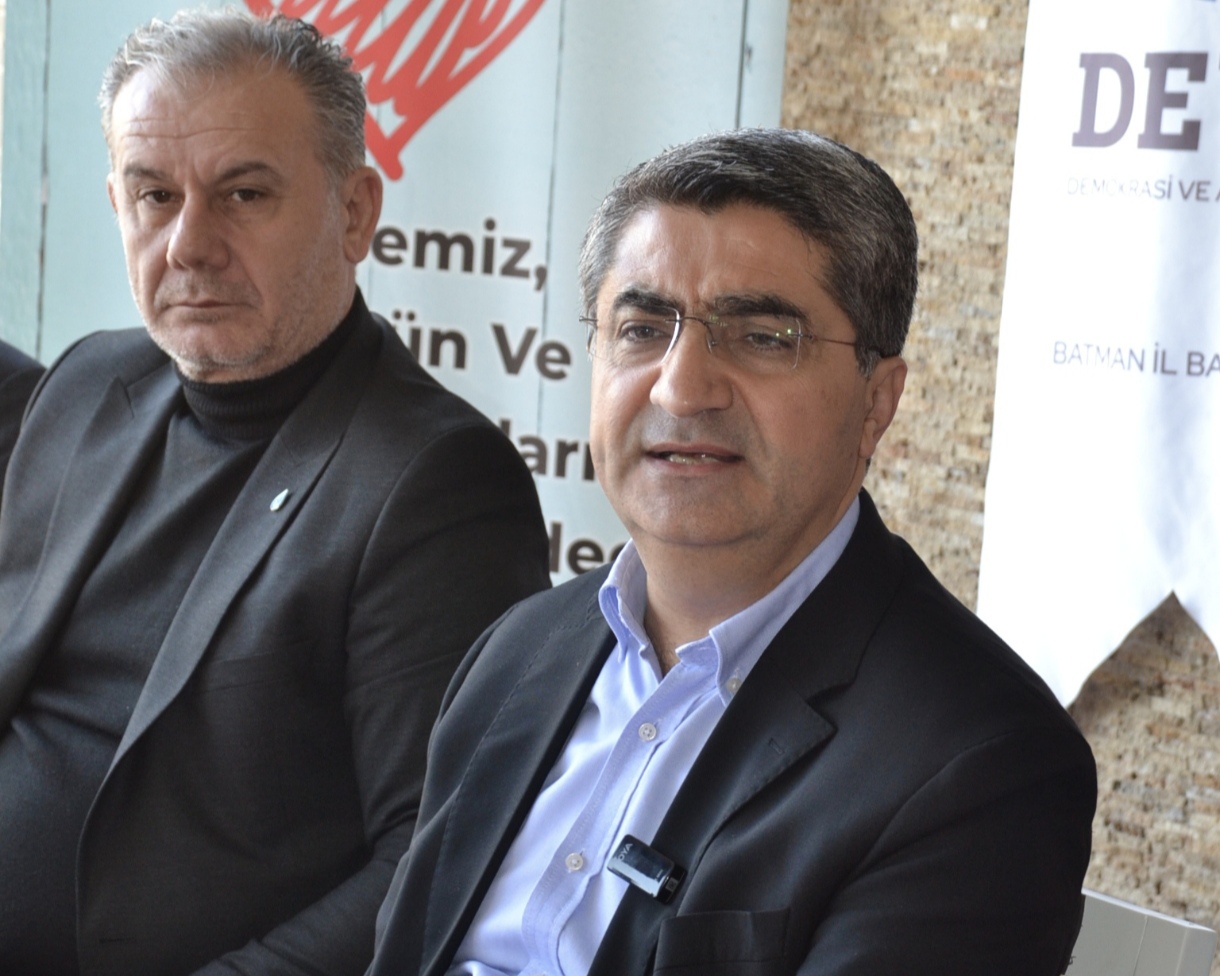 “Örgütün silah bırakmasını destekliyoruz”