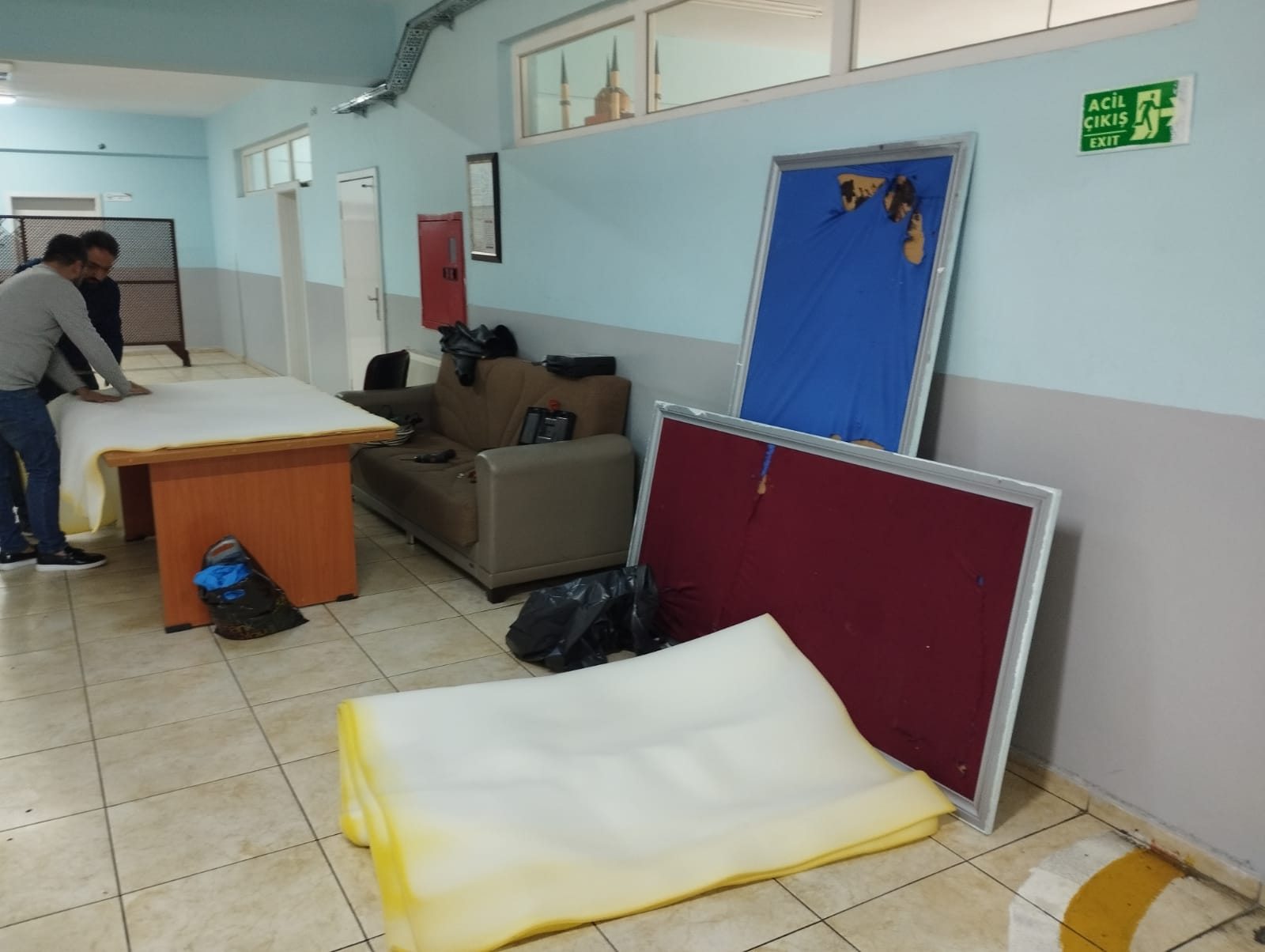 Öğrenci velilerinden örnek davranış