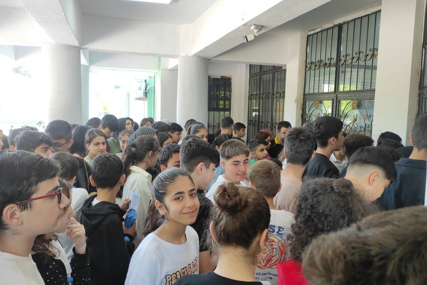 Öğrenciler bursluluk için ter döktü