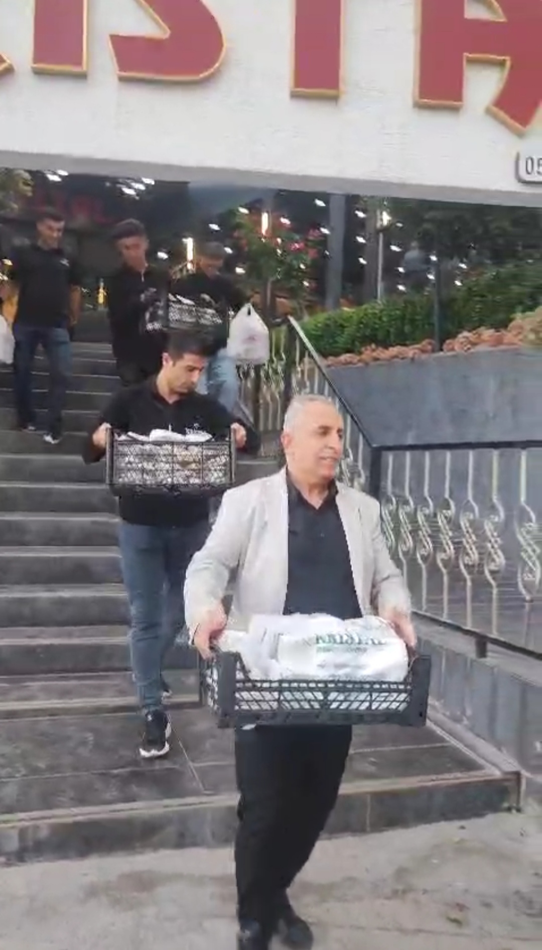 Ramazan bitti, yardımlar bitmedi