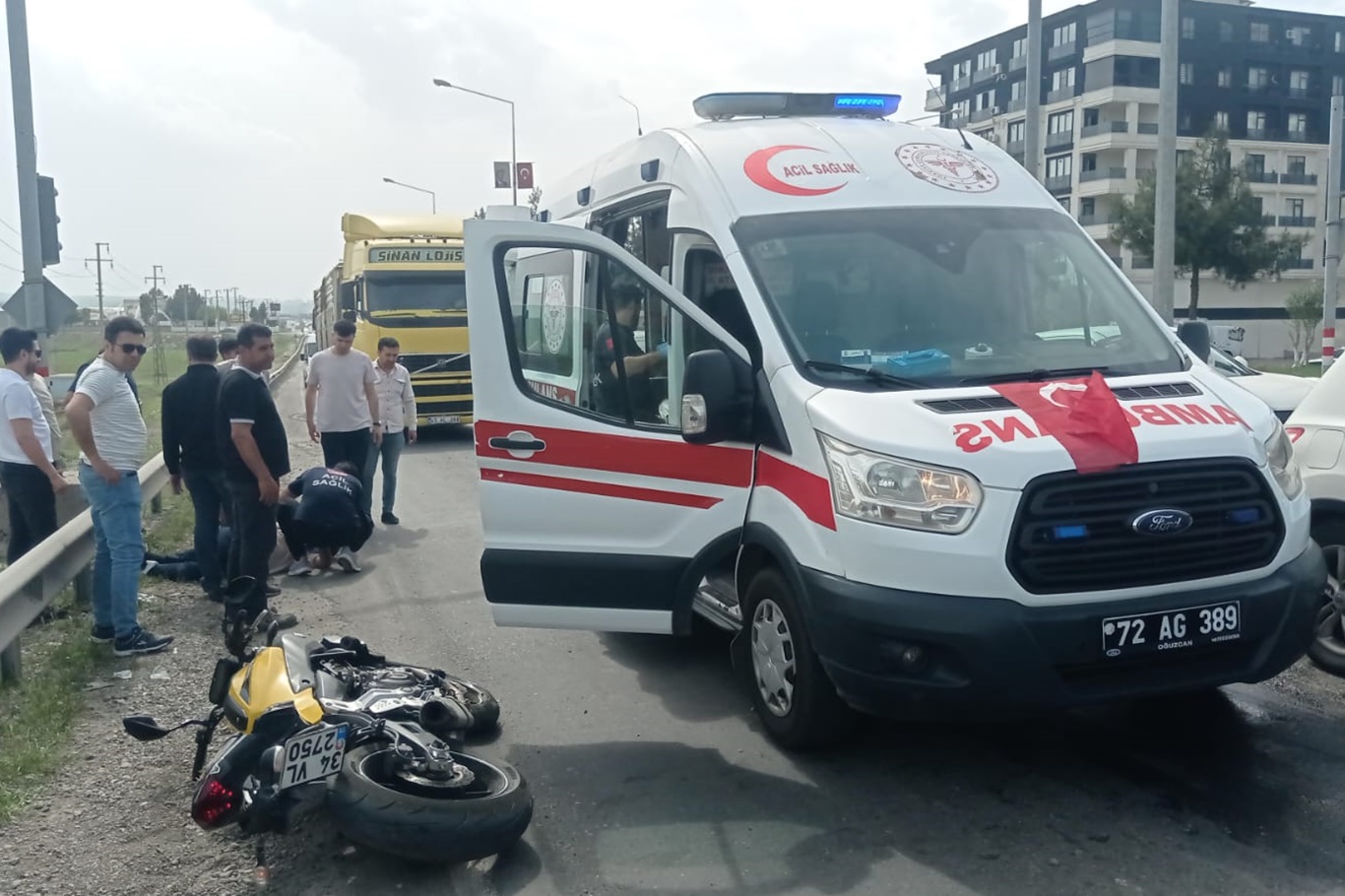 Sürücü adayı sınavda kaza yaptı