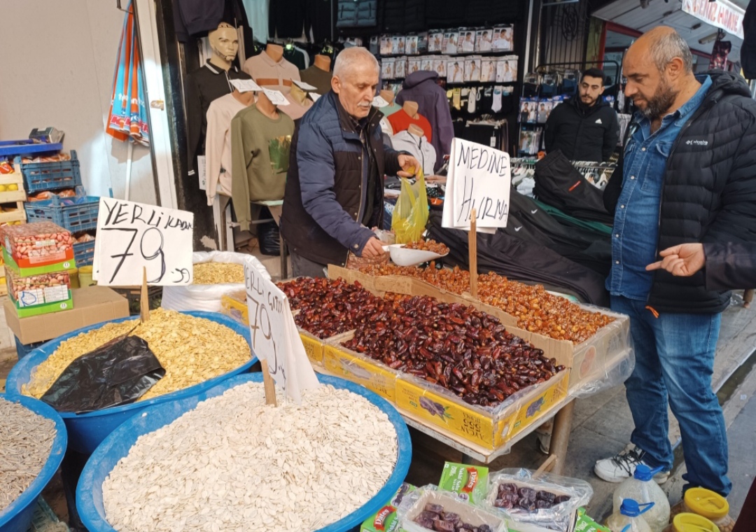Tezgahlardaki yerini koruyor