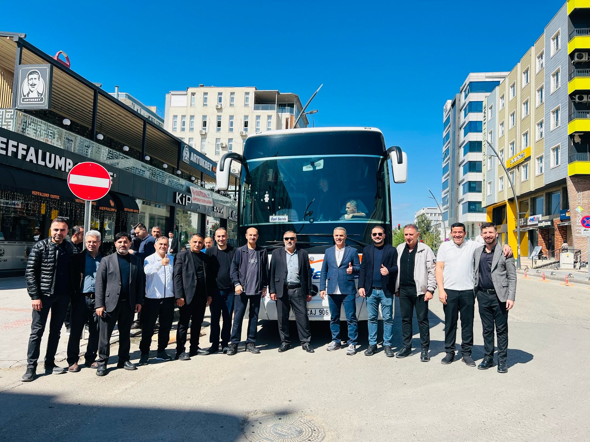 AK Parti’den Petrolspor’a moral desteği