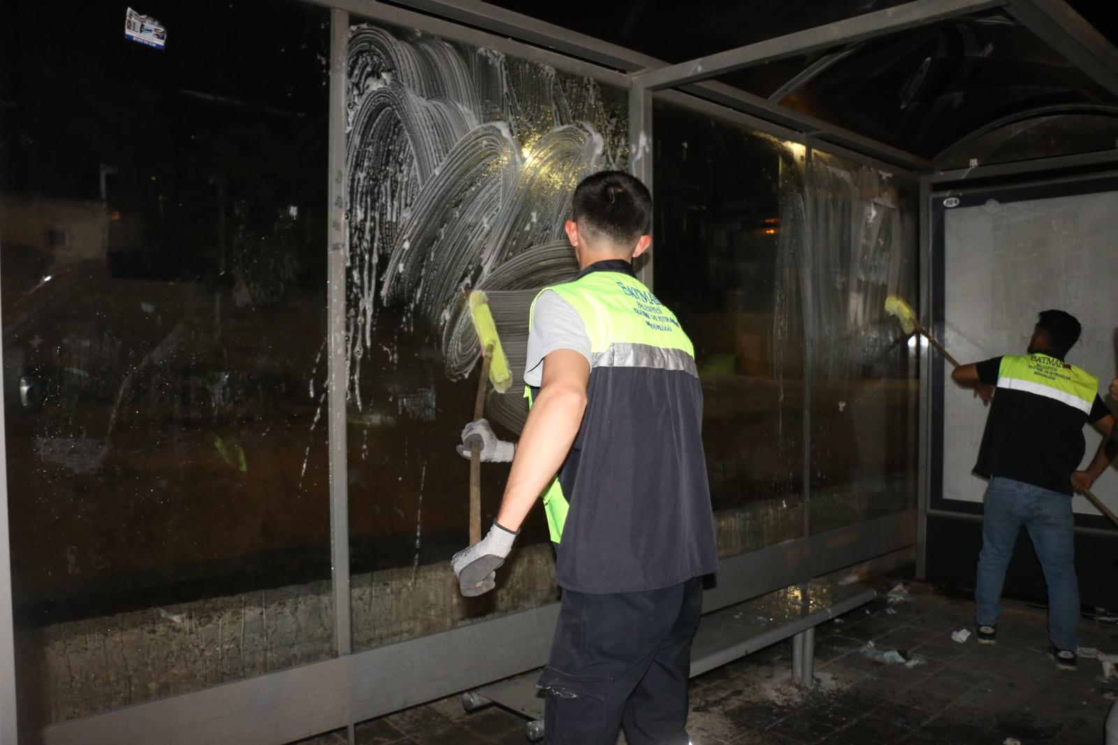 306 Durak Temizlendi