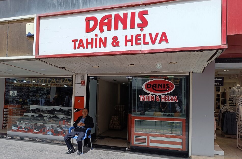 72 Yıllık lezzet geleneğini sürdürüyor