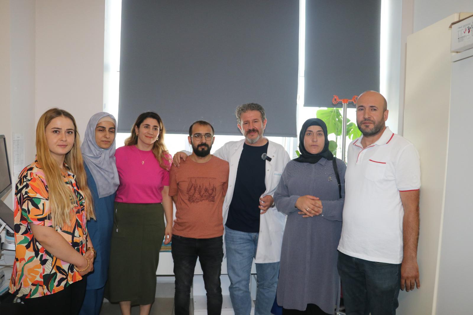 Anne karnındaki bebeğe kan nakli