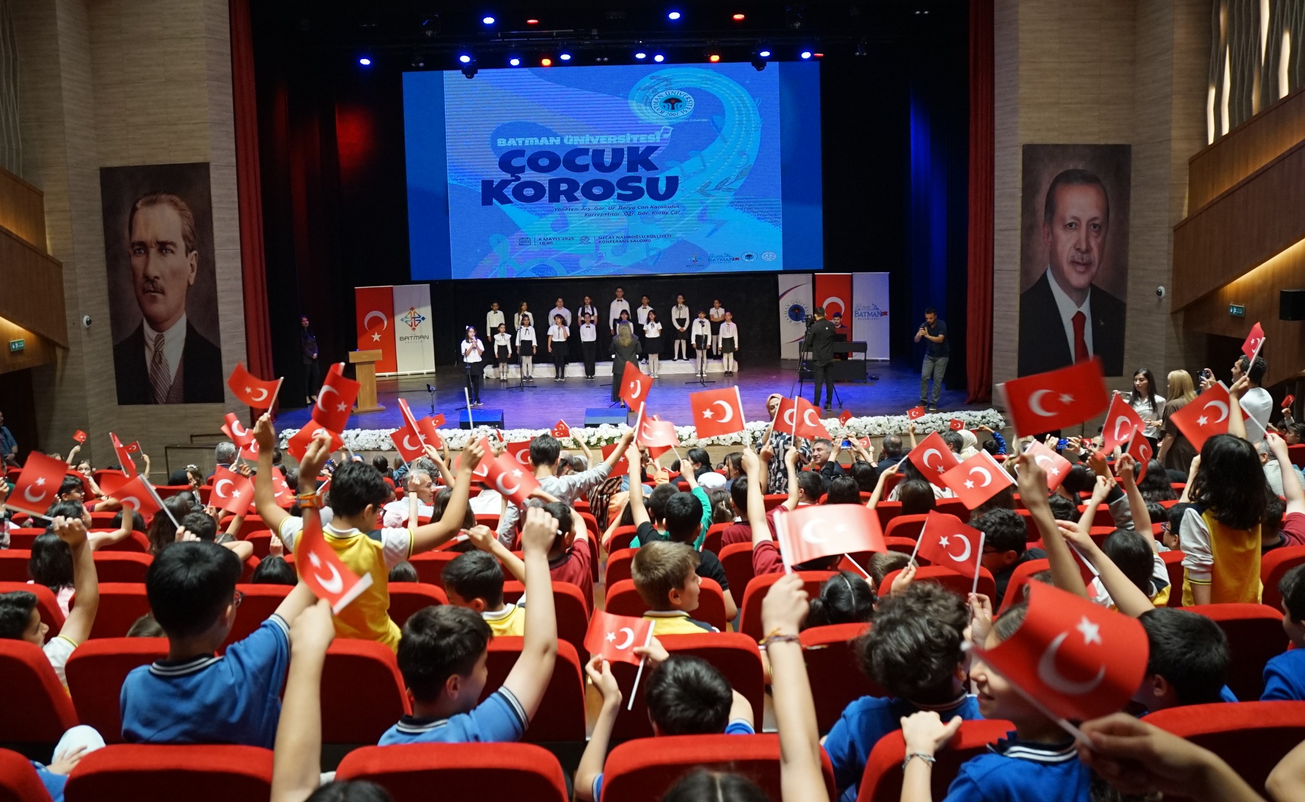 Çocuk korosundan özel konser