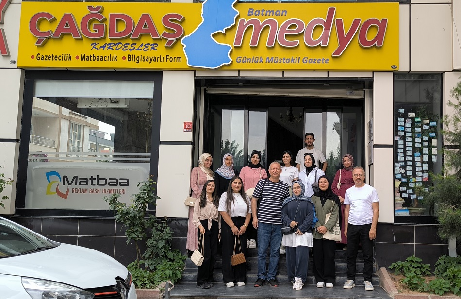 Dijital gazetecilik öğrencilere anlatıldı