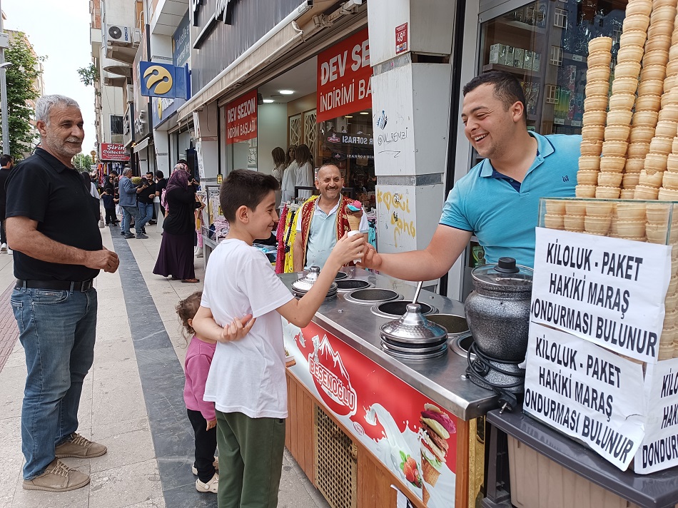 Dondurma keyfi başladı