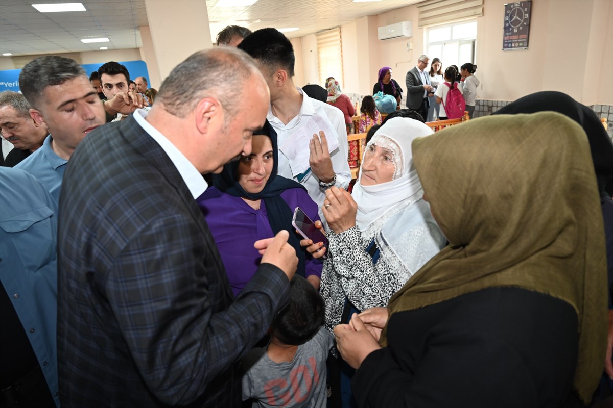 Güneykent’te vatandaşlarla buluştu