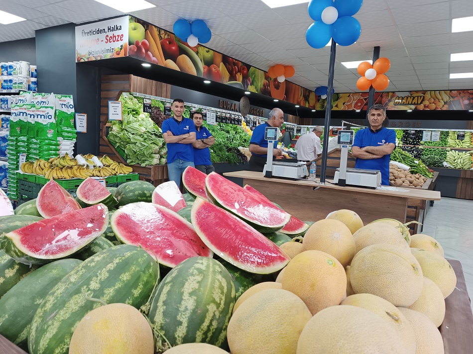 “İşimizi severek yapıyoruz”