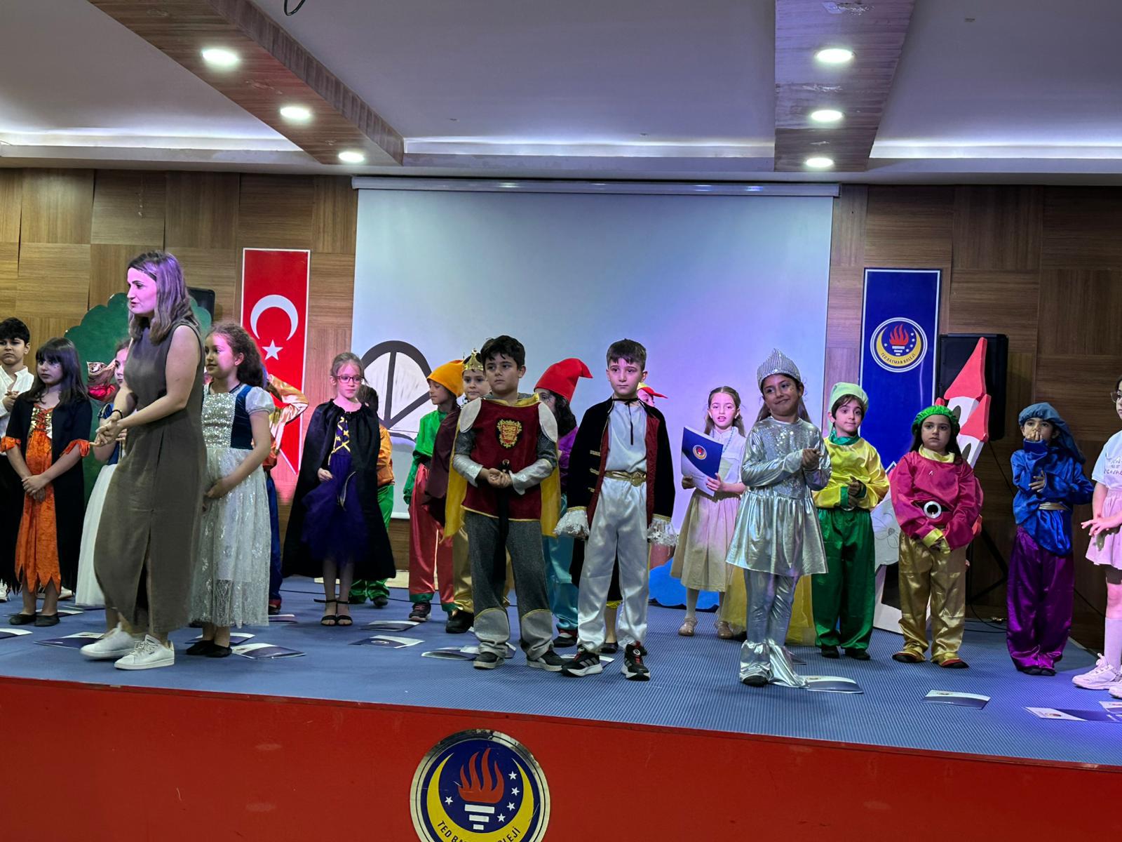 Masalları sahneye taşıdılar!