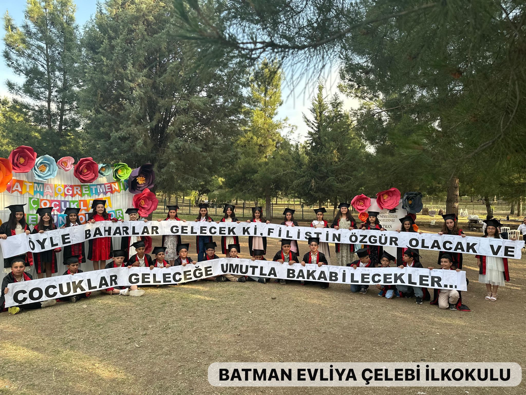 Minik yüreklerden Gazze’ye umut mesajı