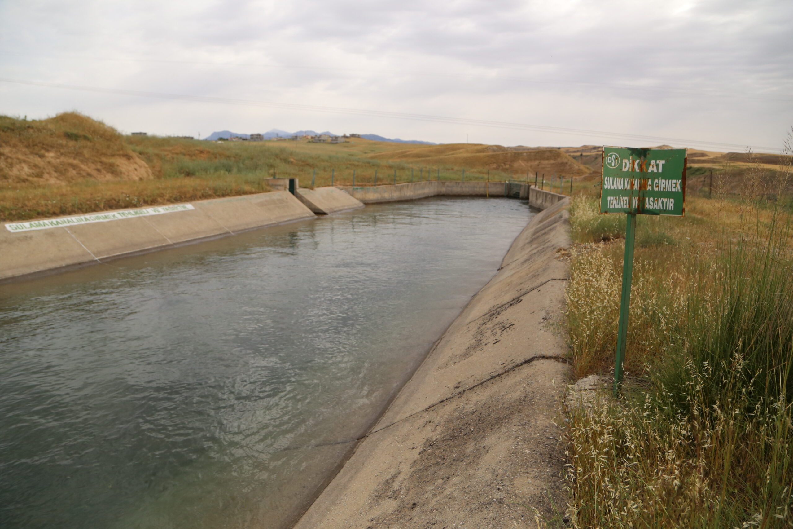 “Sulama kanallarında yüzmeyin”