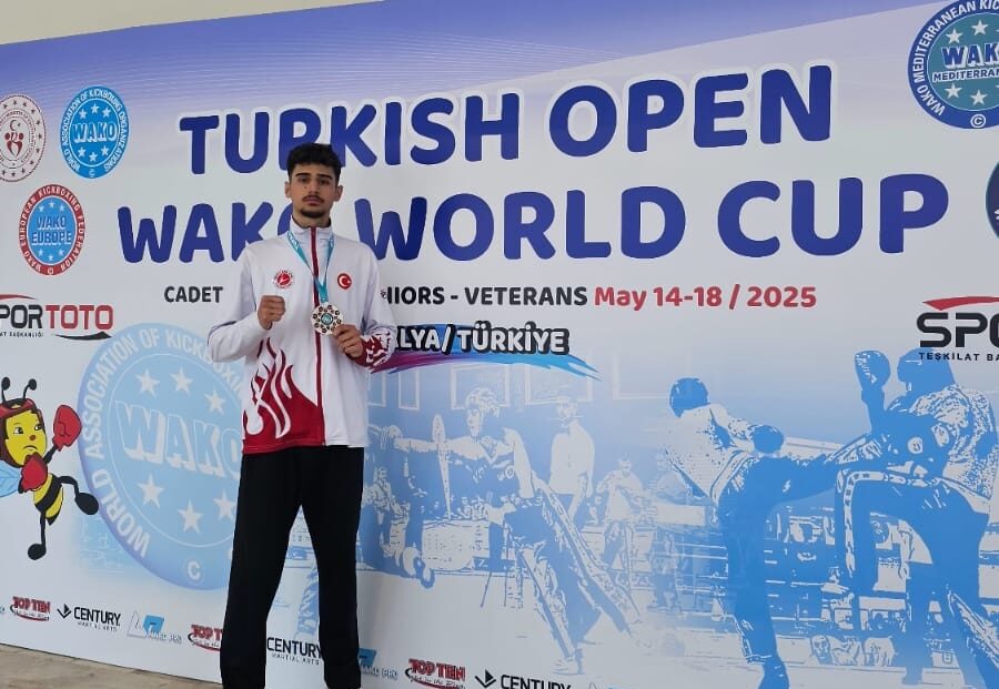 Wako kick boksta dünya ikincisi oldu