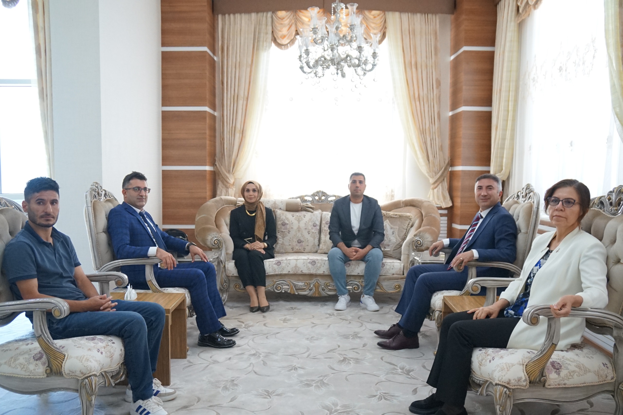 Üni-Per-Sen’den Rektör Demir’e ziyaret