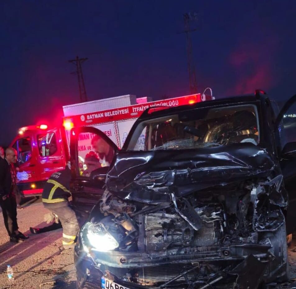 Korkutan kaza: 5 yaralı