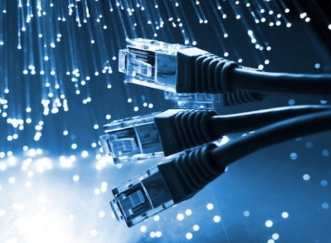 Gece yarısı internet kesintisi