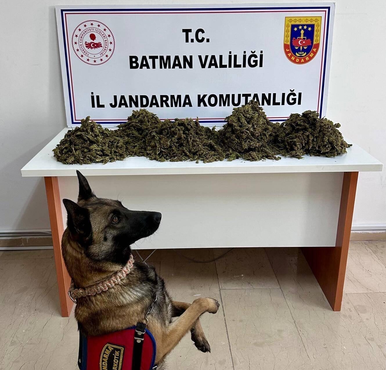 4 Kilo esrar ele geçirildi