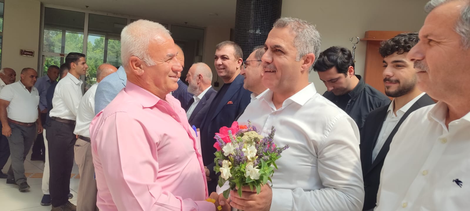 AK Parti’de geleneksel bayramlaşma