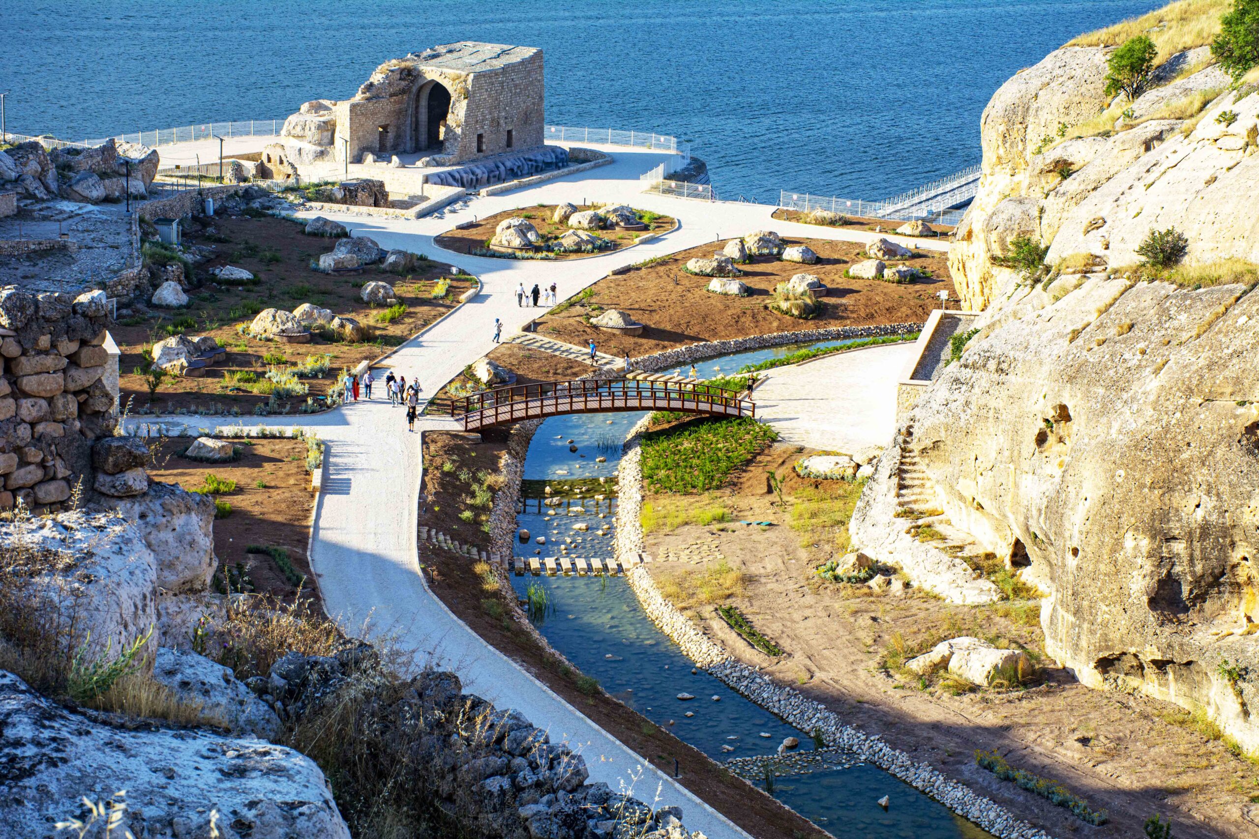 HASANKEYF KALE YOLU ASFALTLANIYOR