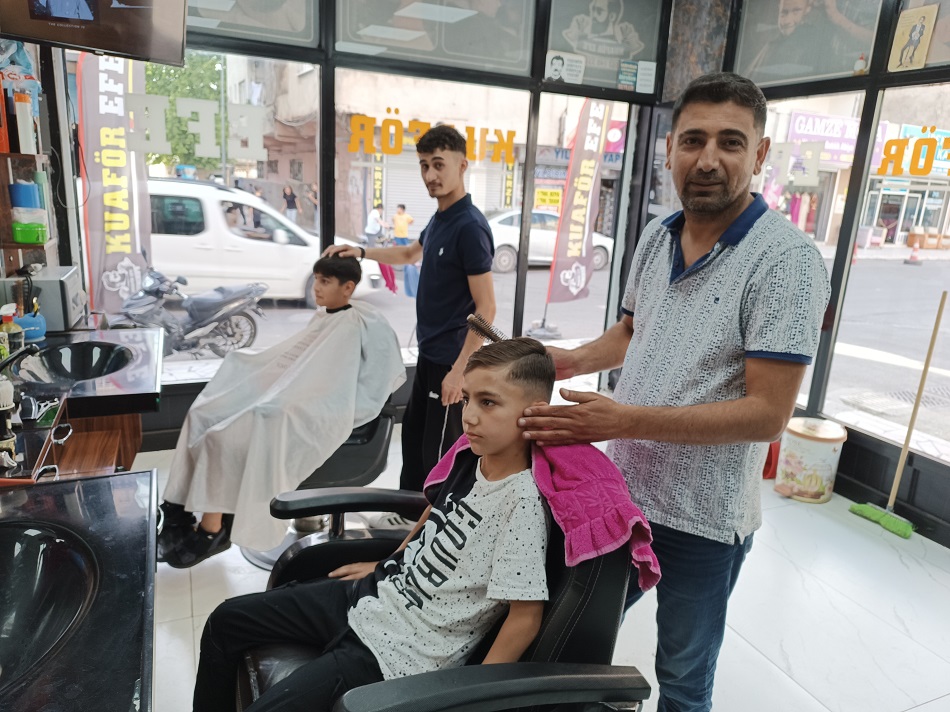 Kuaförlerde bayram yoğunluğu