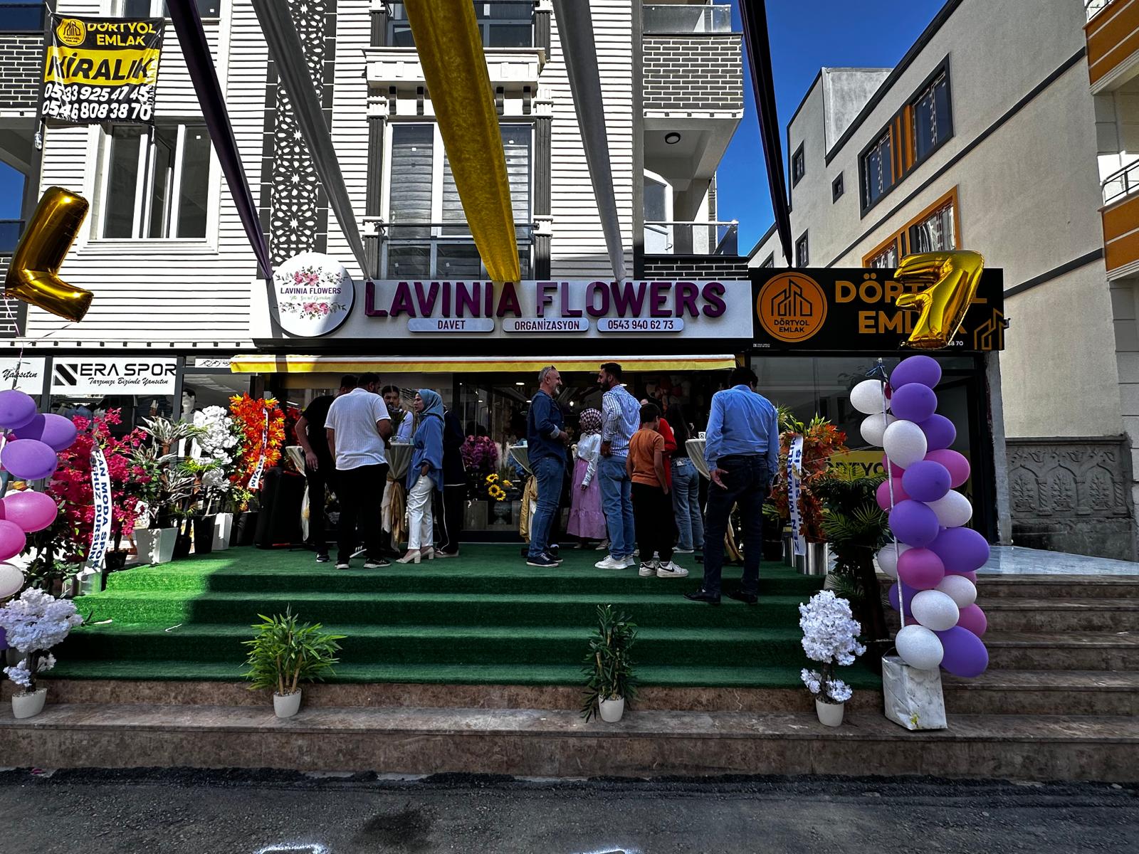 Lavinia Flowers açıldı