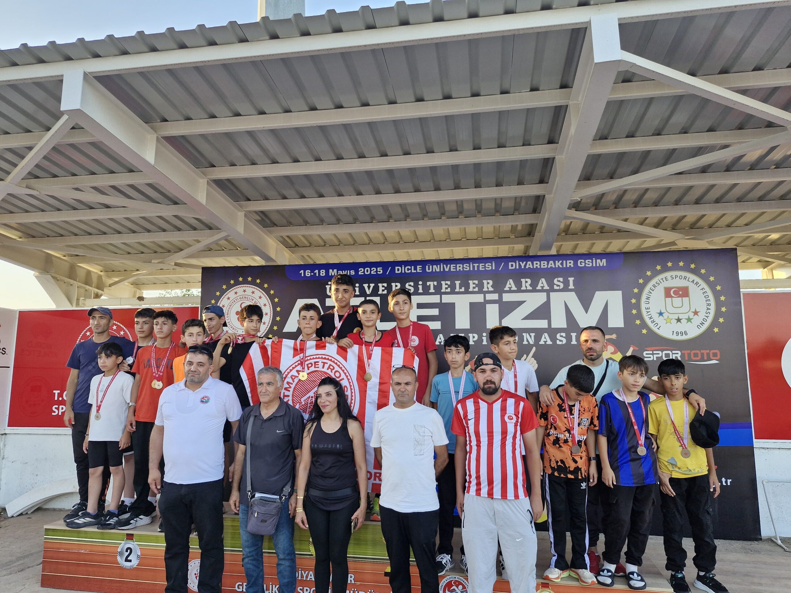 Petrolsporlu minikler Türkiye finallerinde!