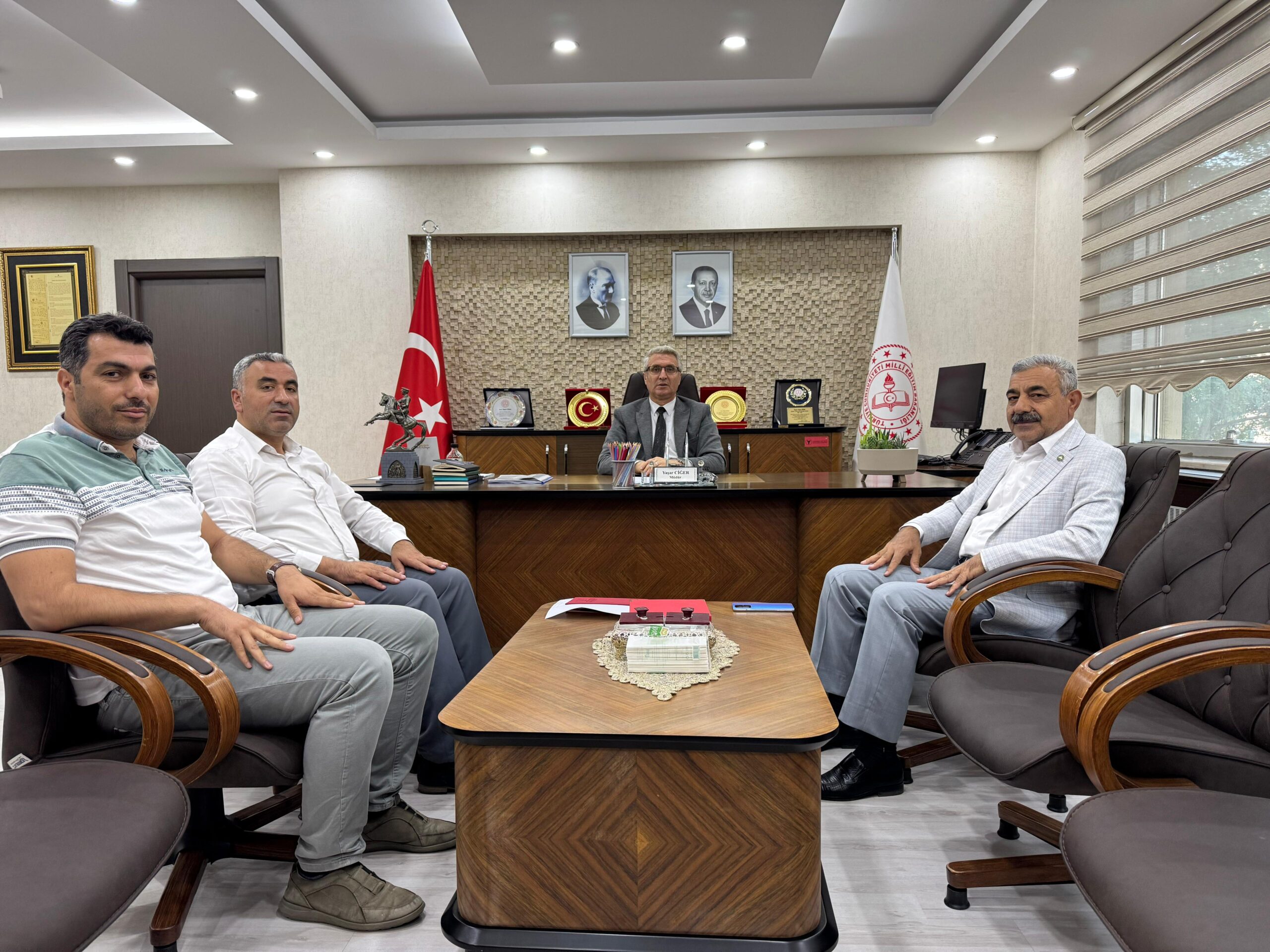 “Toplumun sorunlarına birlikte çözüm arıyoruz”