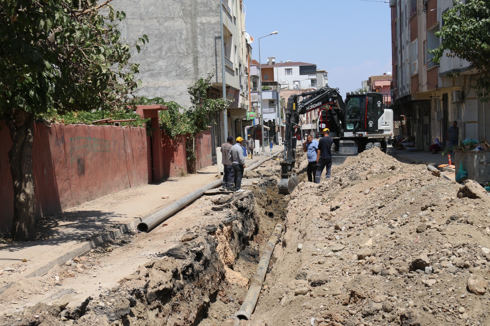 3 Mahallenin içme suyu hattı yenilendi