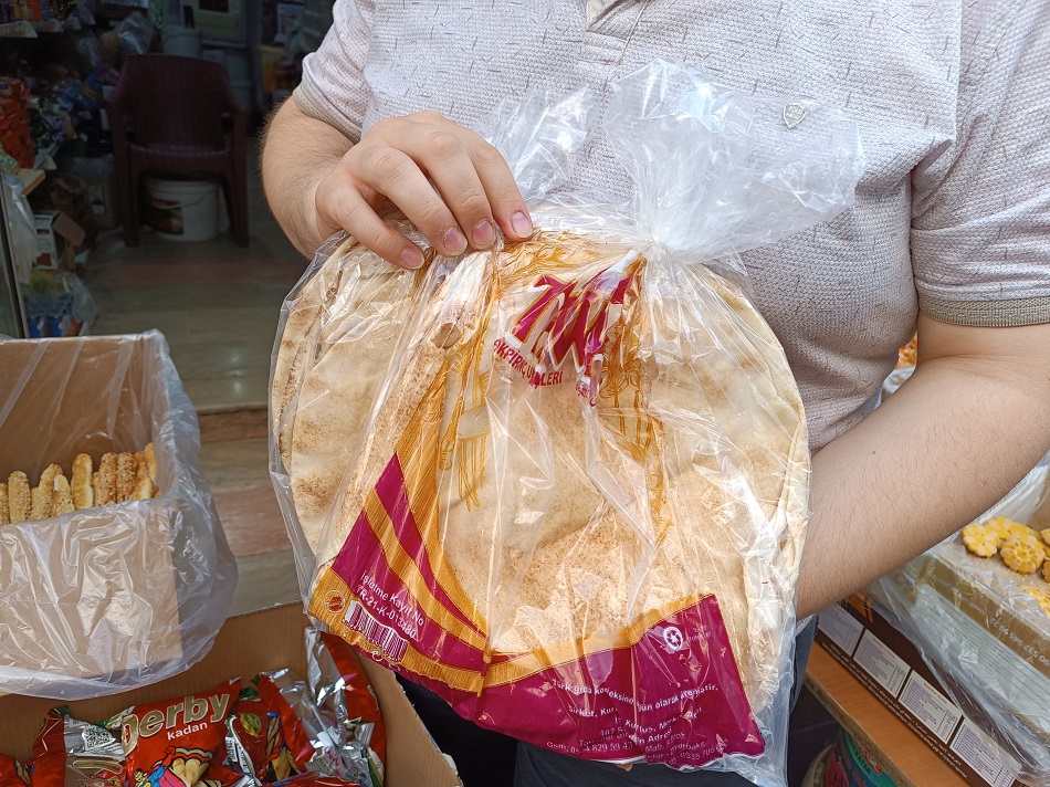 5 Adet ekmek 15 lira!