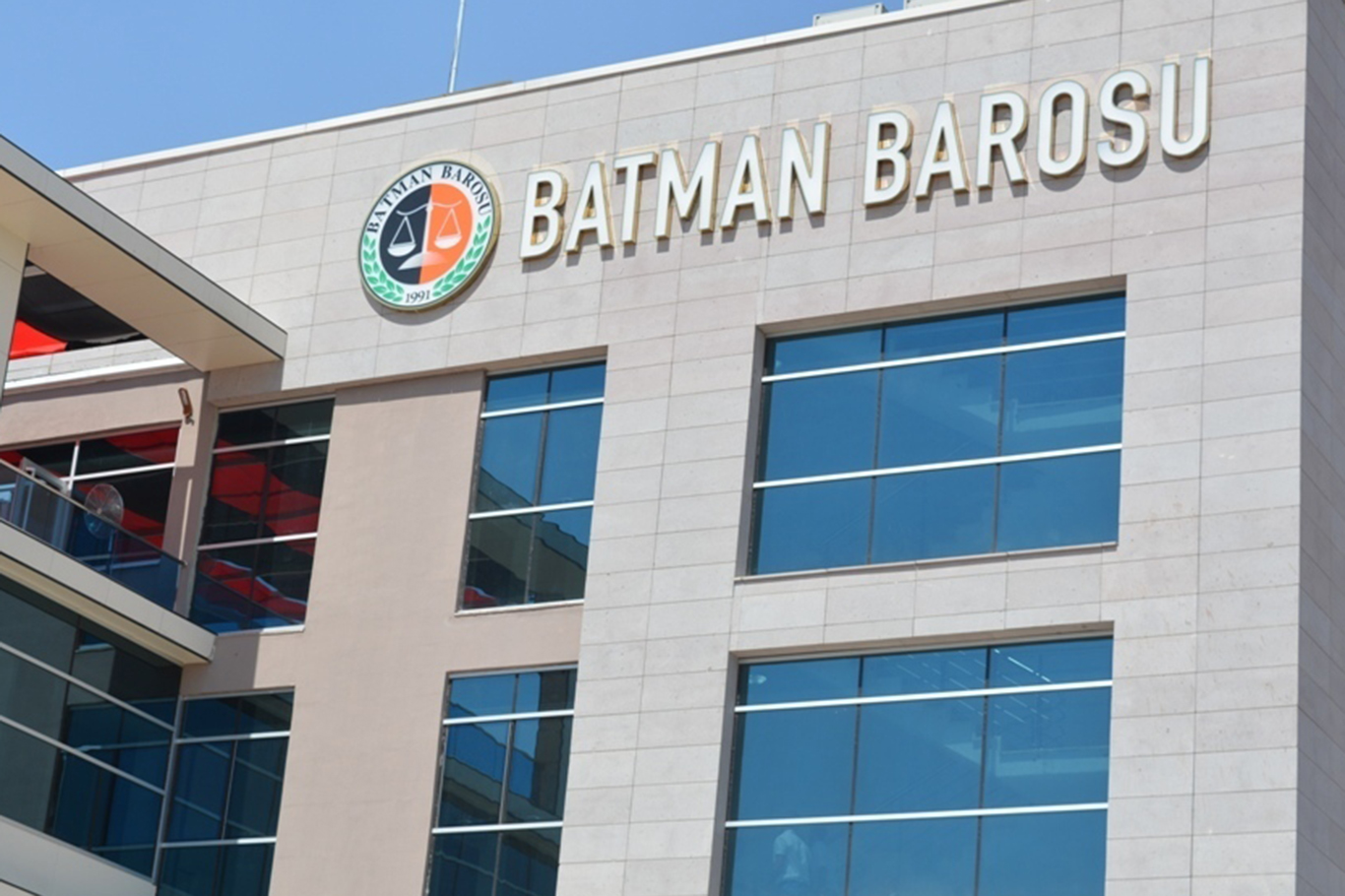 Baro’dan Mersin’deki ırkçı saldırıya tepki