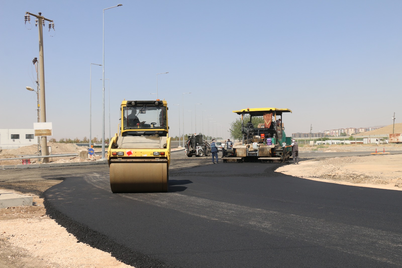 Bulvarın bağlantı yolu tamamlandı