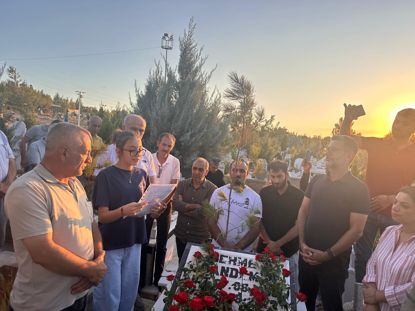 Candemir’i mezarı başında andılar