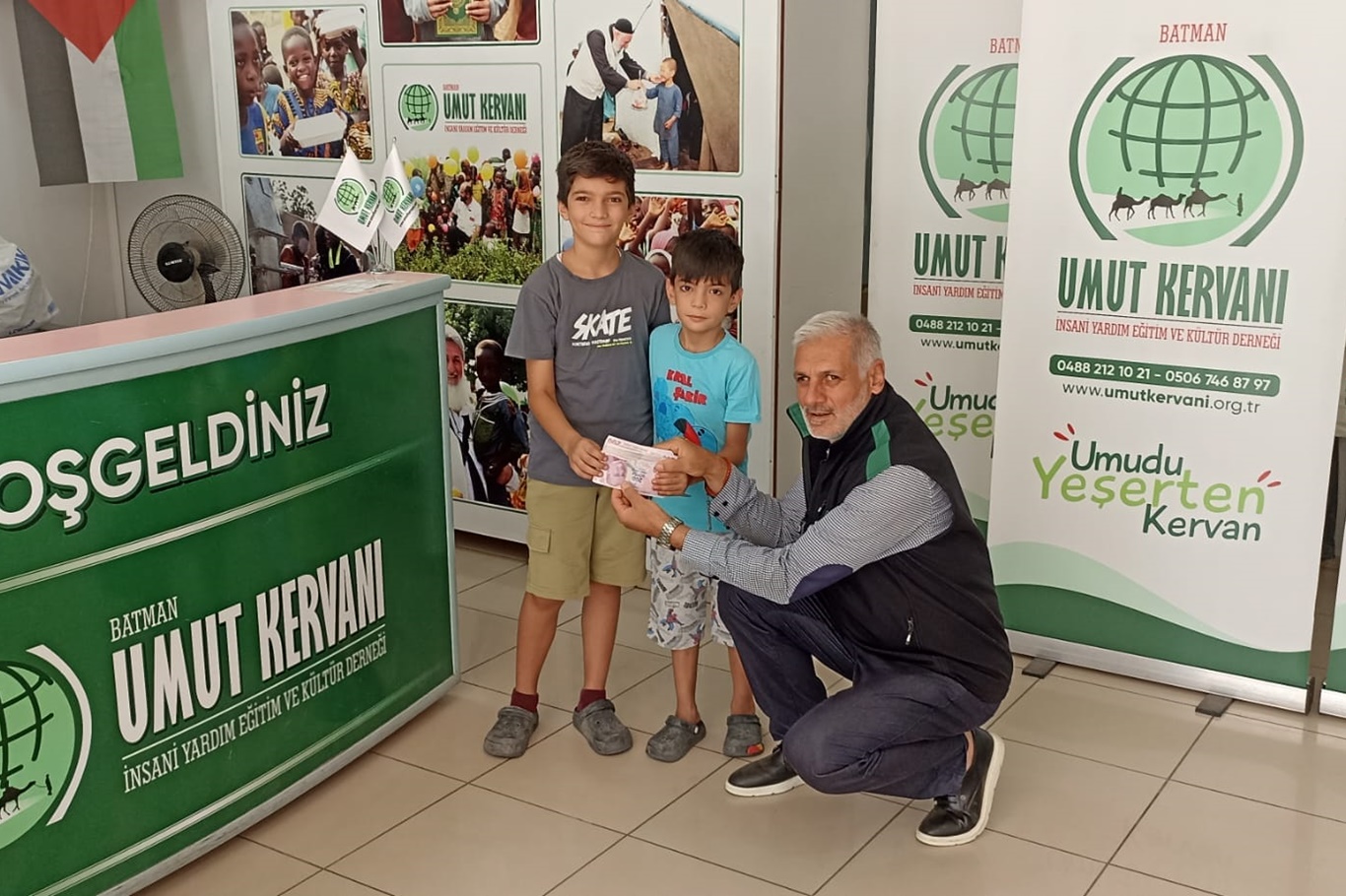 Harçlıklarını Gazze’ye bağışladılar