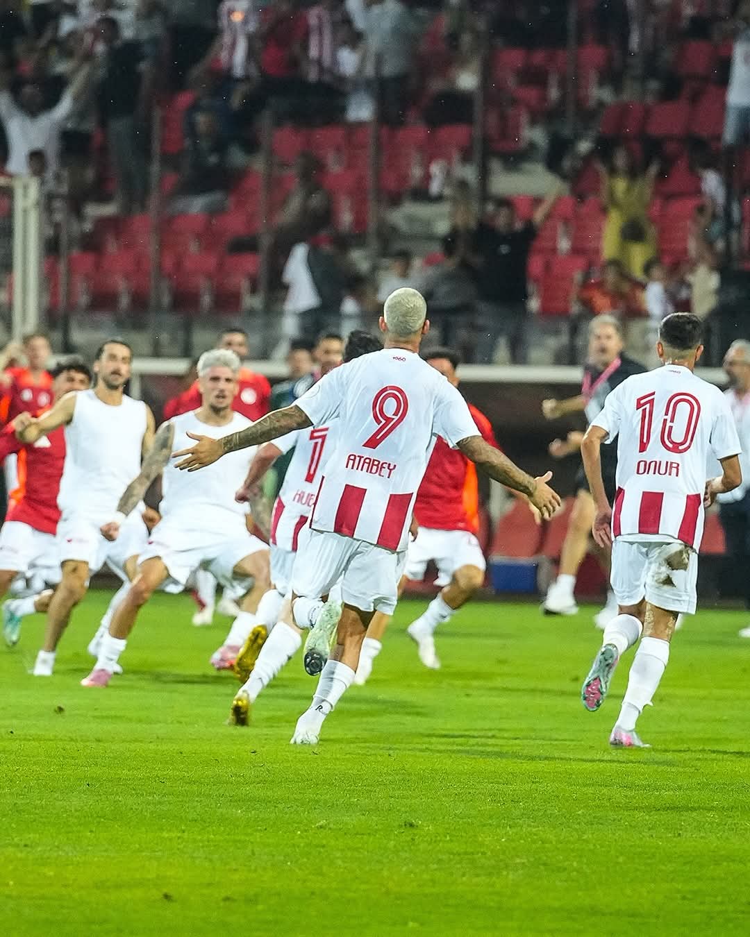 MUHTEŞEM GERİ DÖNÜŞ: 2-1