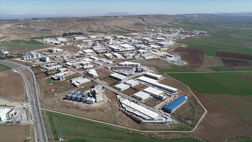 OSB’de 44 parsel yatırımcıları bekliyor