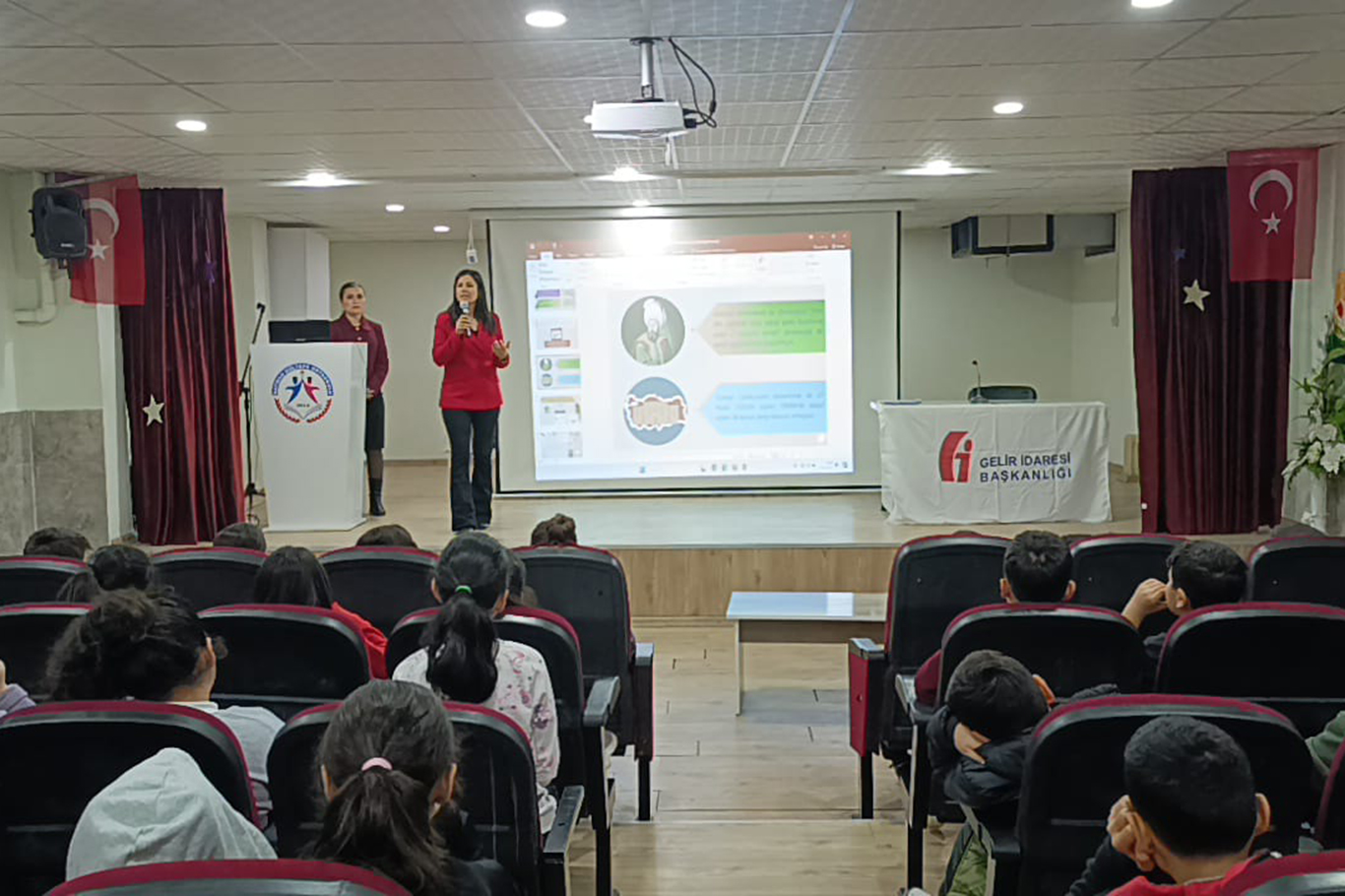 Öğrencilere vergi bilinci eğitimi