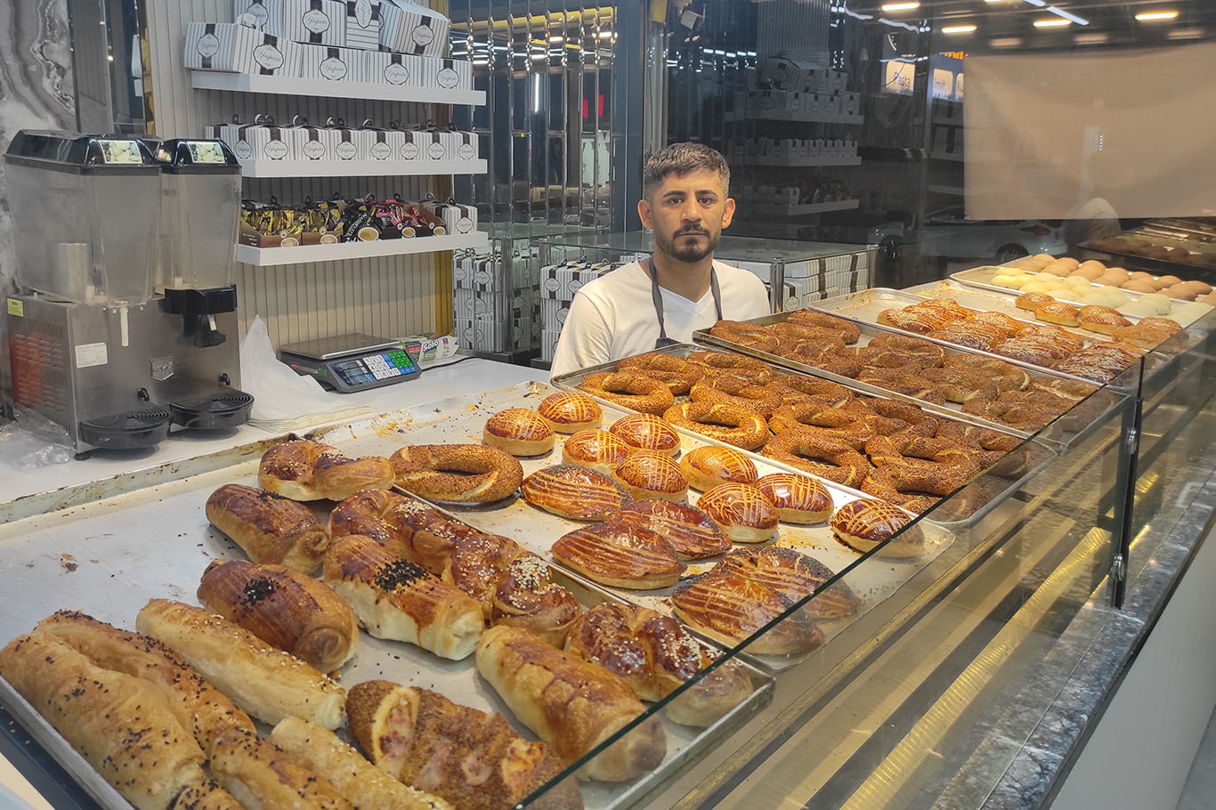 Kandil günü pastaneden bedava ikram