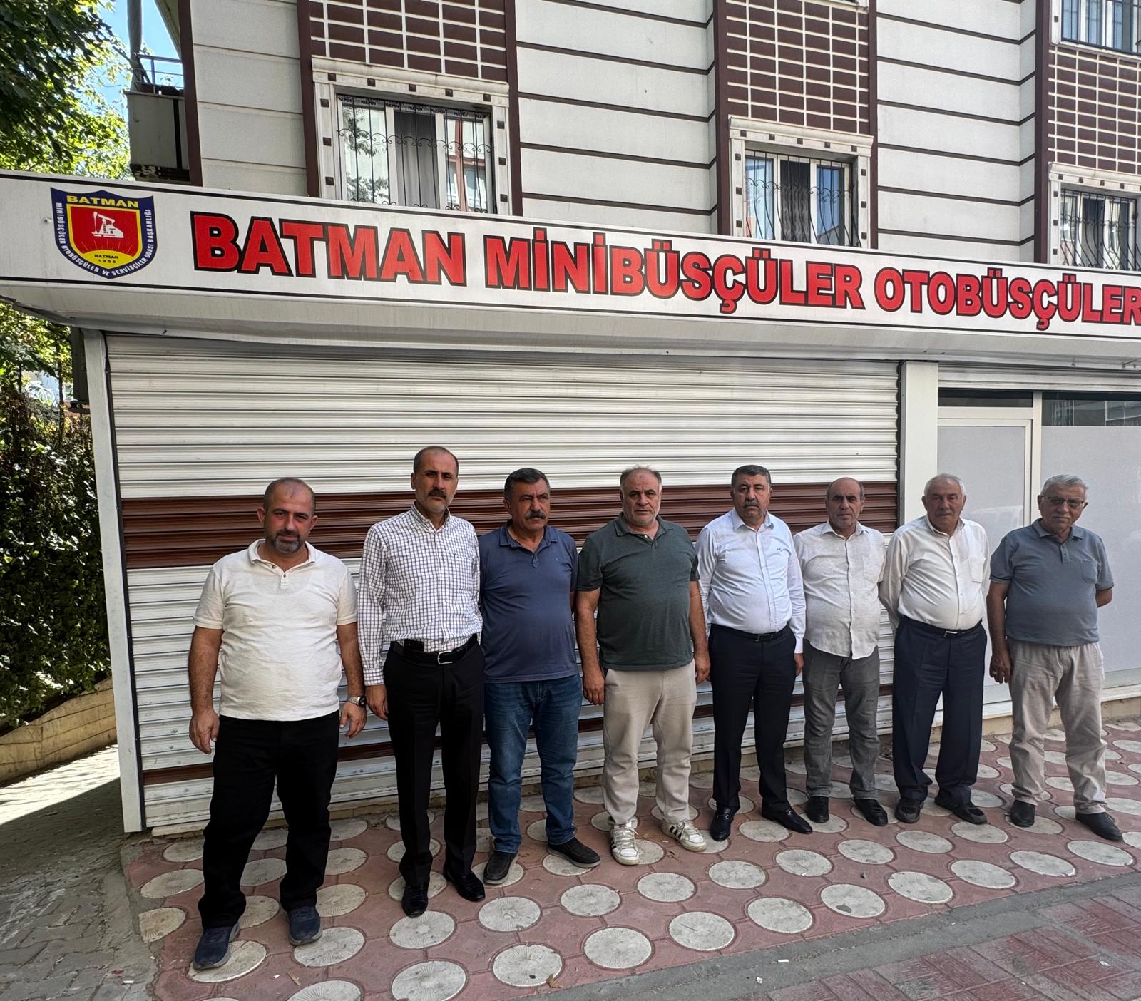 Raylı sistem projesine tepki gösterdiler