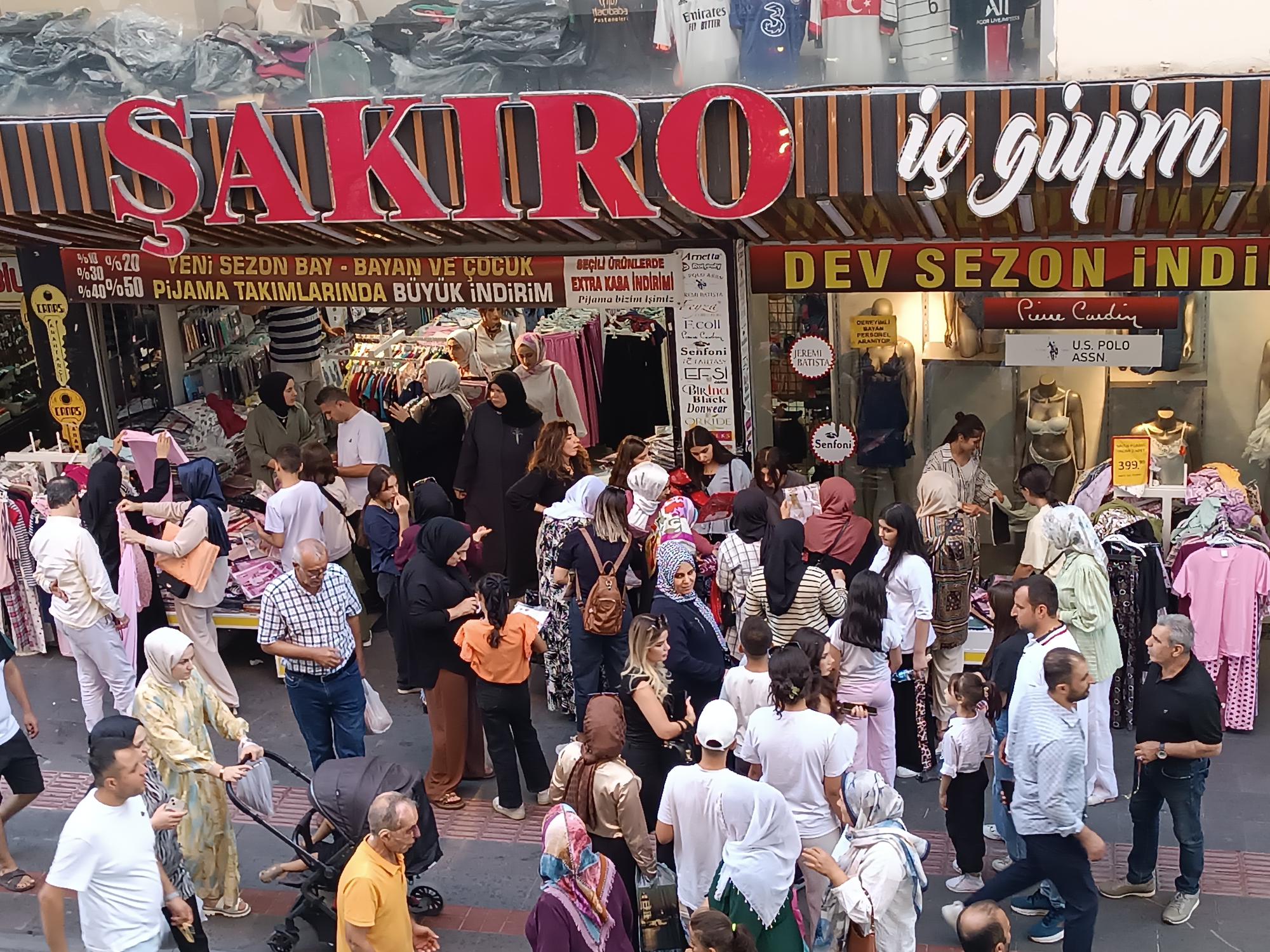 Şakıro’dan sezon indirimi