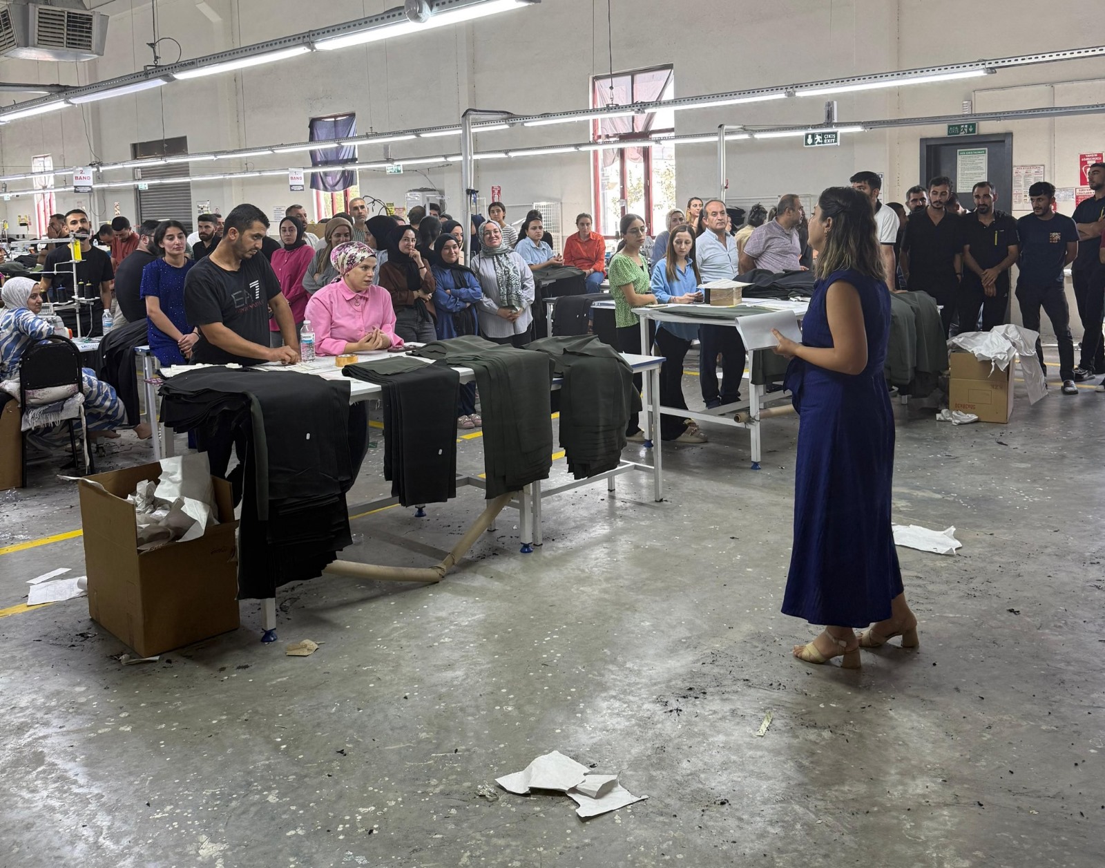 Tekstil işçilerine ‘teknoloji bağımlılığı’ eğitimi