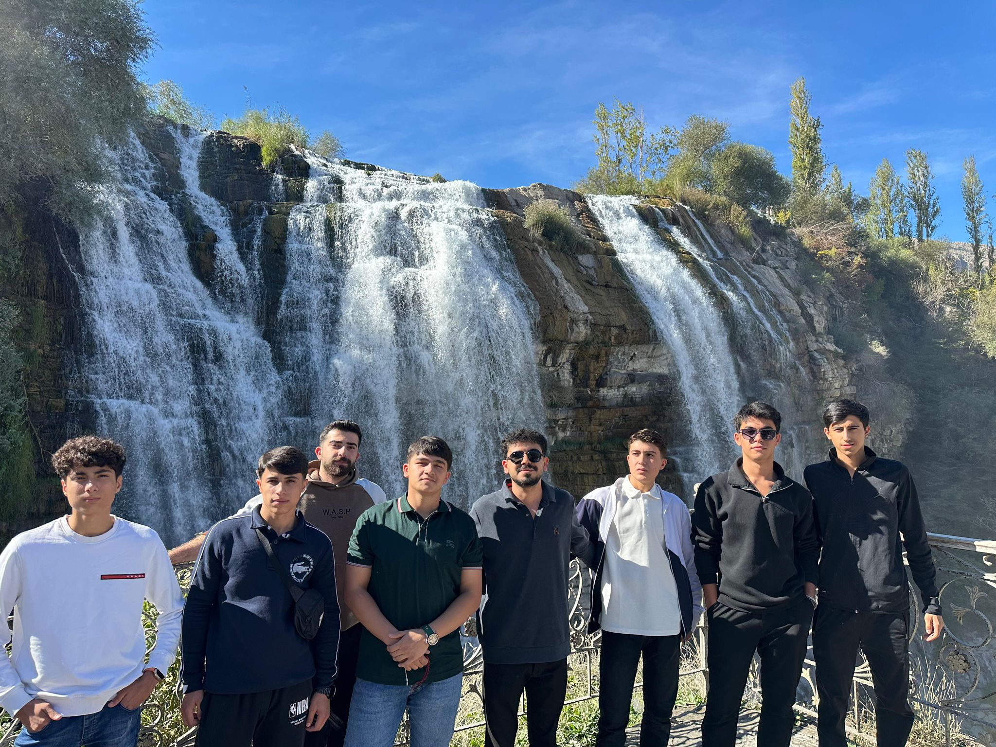 Tımoklu gençler gençlik kampında