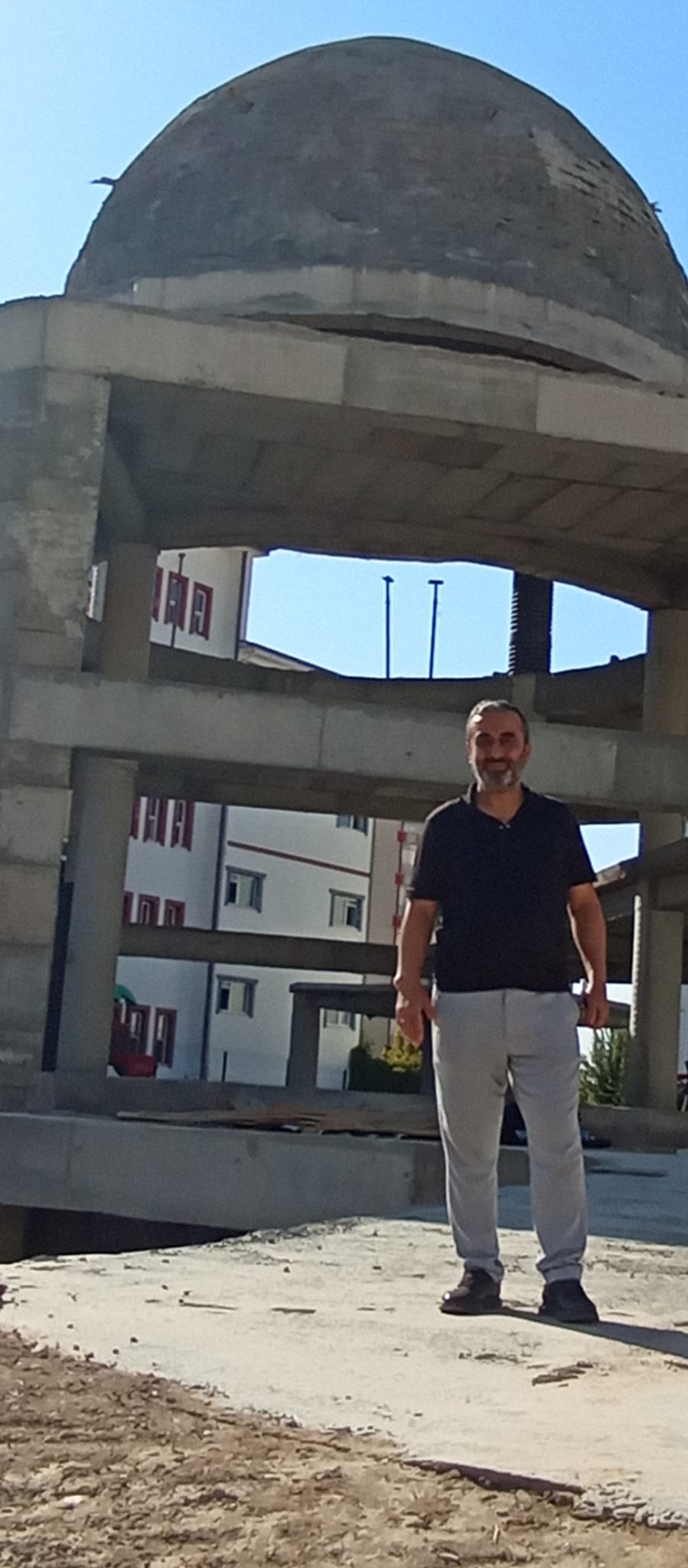 Özcan ailesinden babalarına vefa
