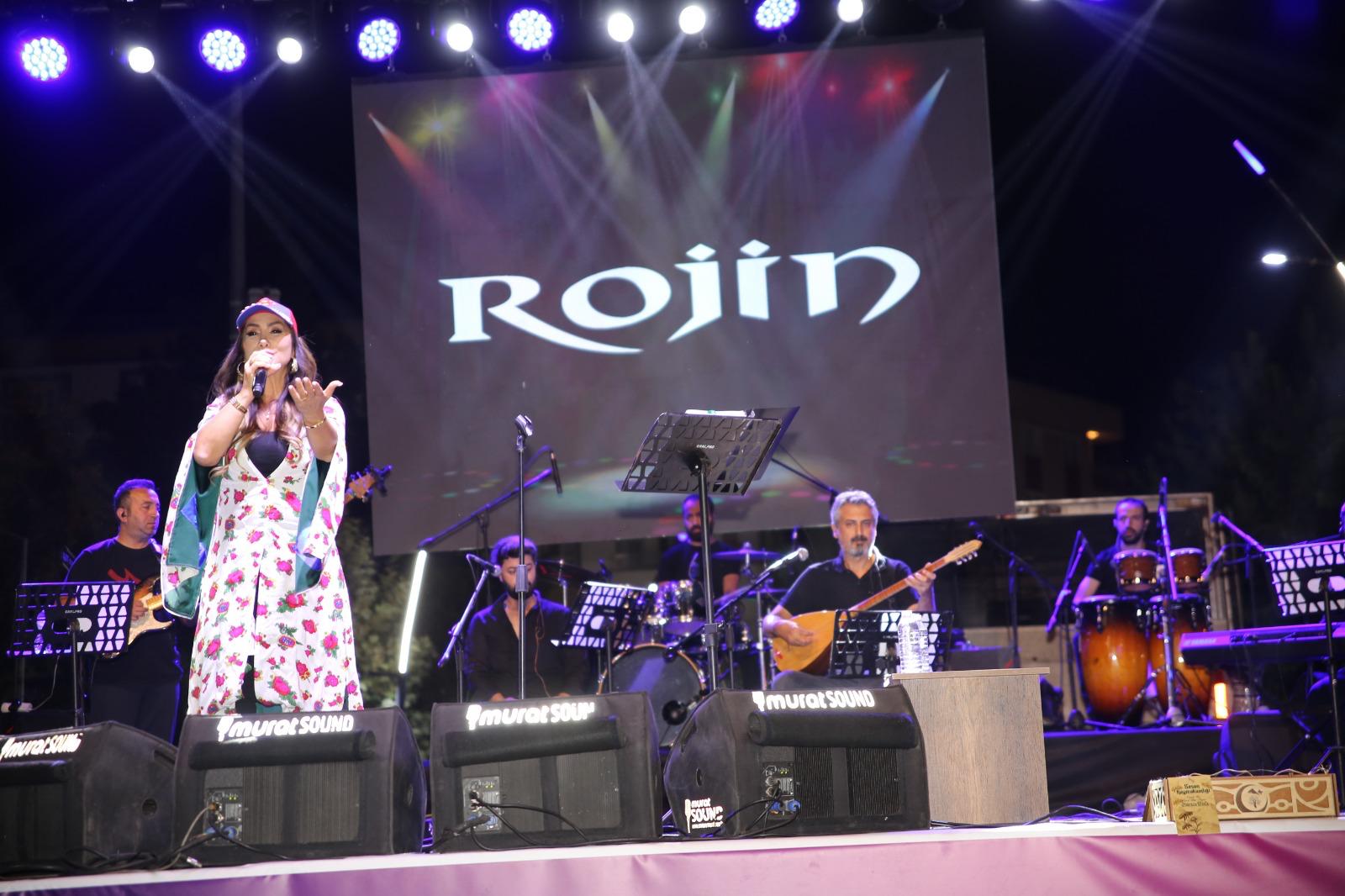 Rojin’den unutulmaz festival konseri