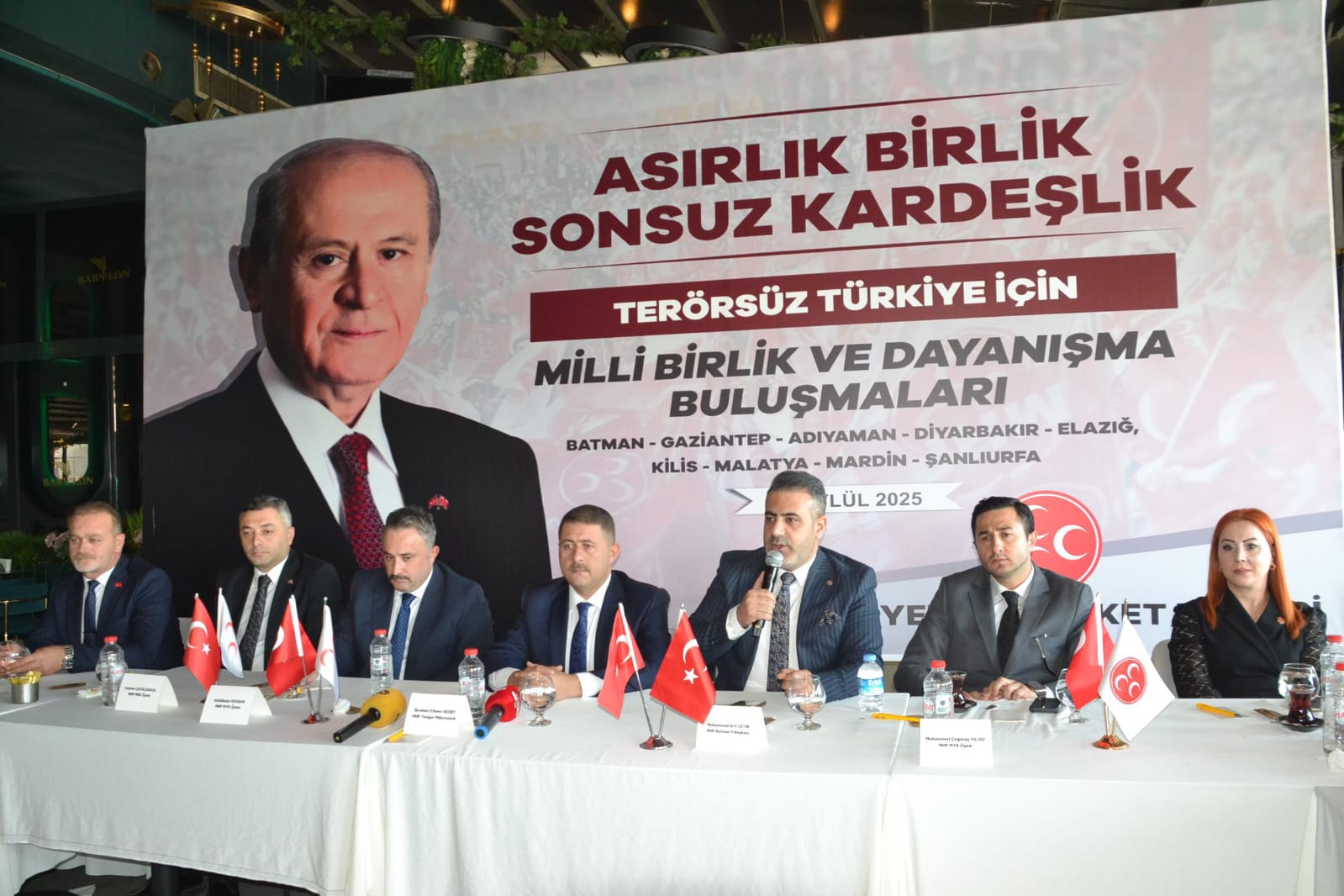 MHP’DEN KARDEŞLİK ÇAĞRISI