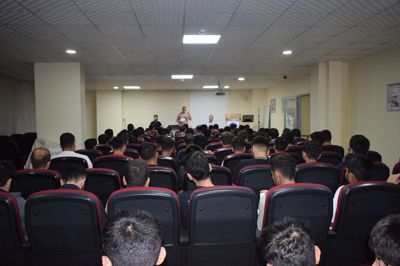 Yurtta ‘uyum ve iletişim’ semineri