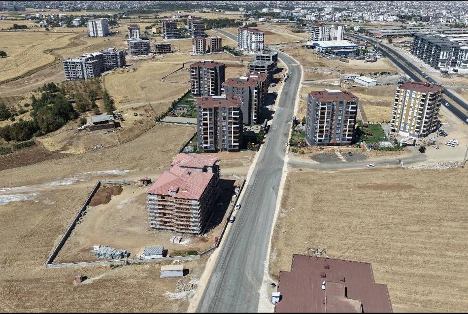 Çamlıtepe yoluna sathi kaplama