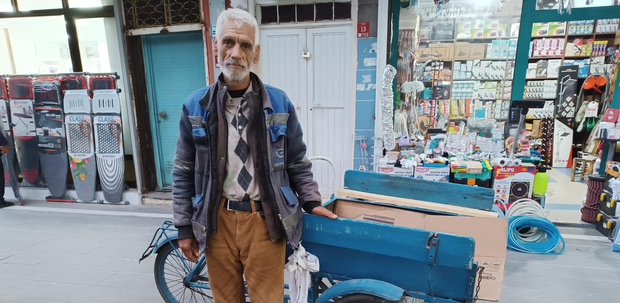 5 Senede 5 el arabası çalındı!