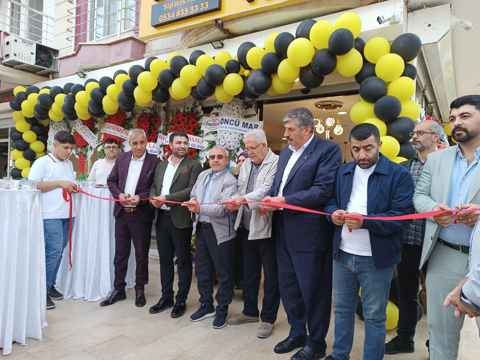 Akgül Pastane büyümeye devam ediyor